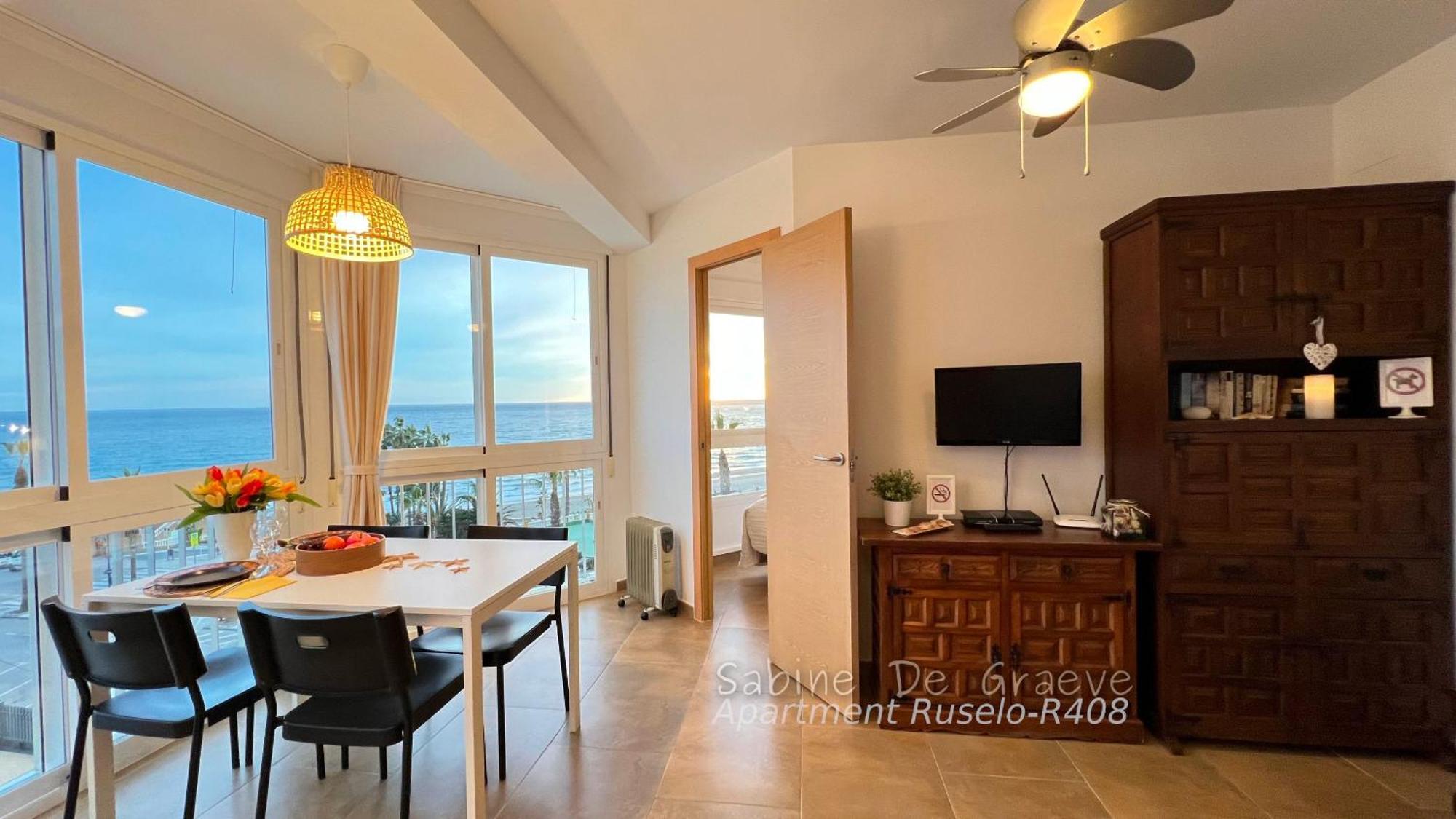 Love Nest By The Sea Wake Up With Ocean Views In Every Room Ruselo R408 Torrox Exterior photo